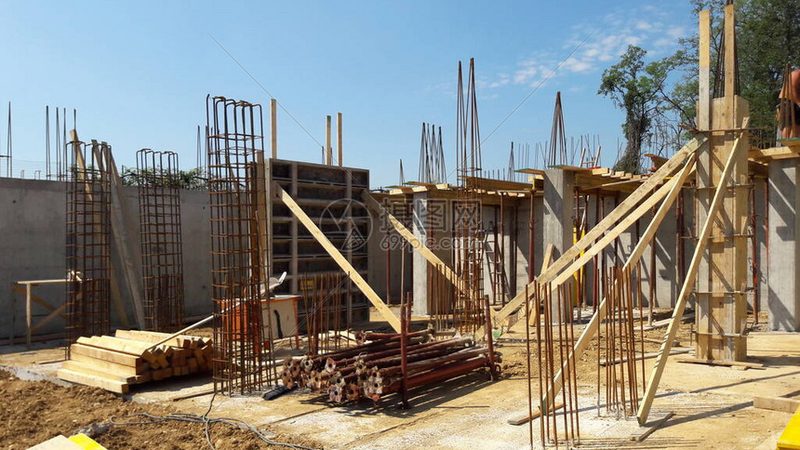 地基基础材料成本解析：每平米成本构成与优化策略**